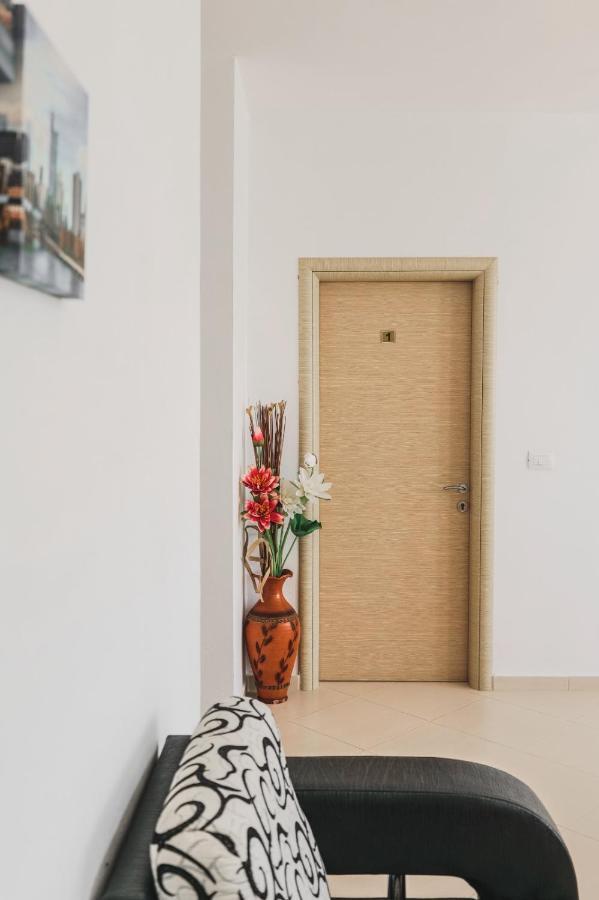 사밀 Vila Mario 아파트 호텔 외부 사진